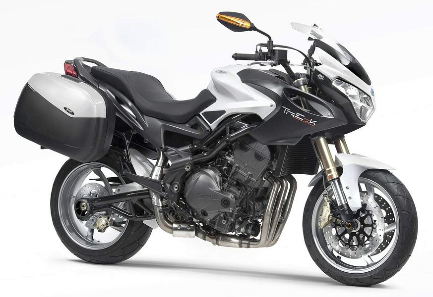 Benelli Tre (2006-07) - MotorcycleSpecifications.com