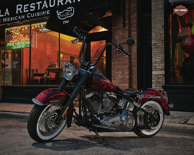 Harley Davidson FLSTN Softail Deluxe (2012)