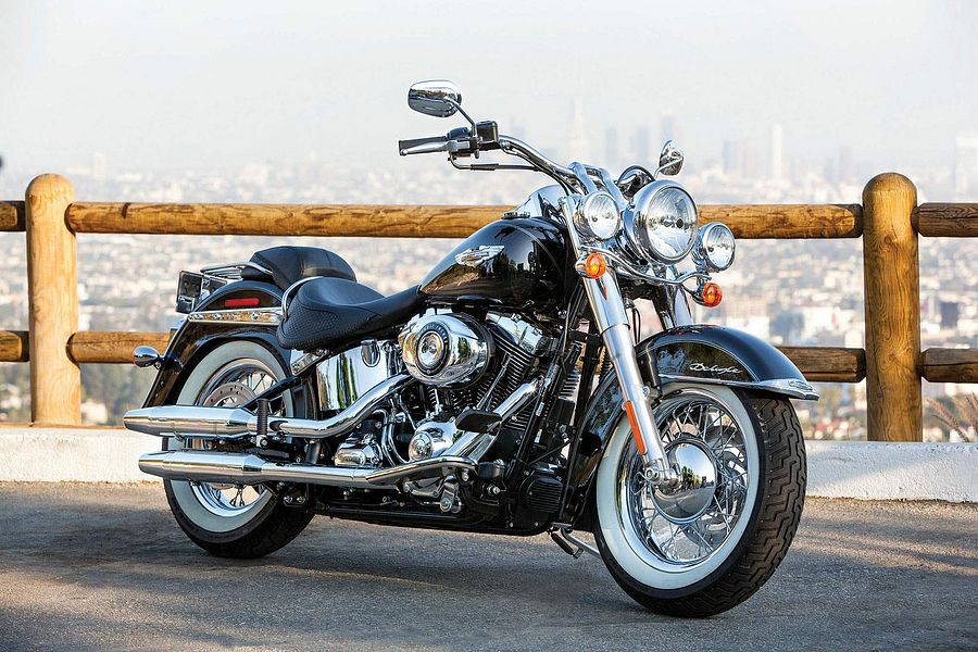 Harley Davidson FLSTN Softail Deluxe (2014)