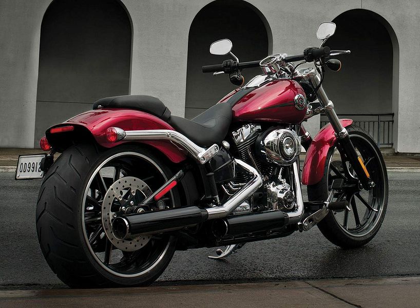Harley Davidson FXSB Softail Breakout (2013)