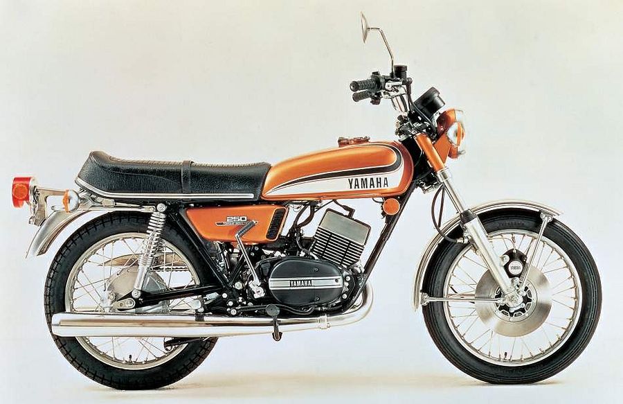 Yamaha RD250 (1973)