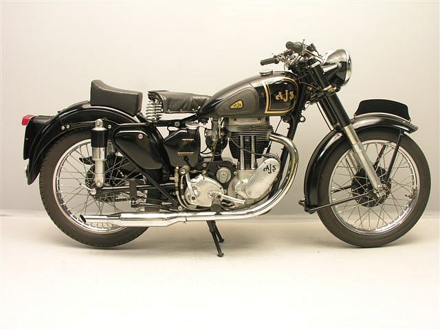 AJS MODEL 30 600 (1945-66)