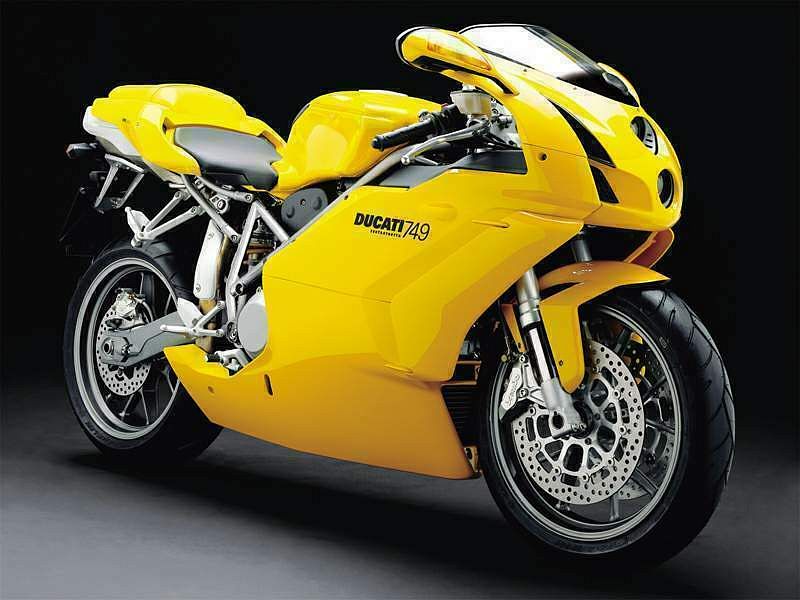 Ducati 749 (2004)