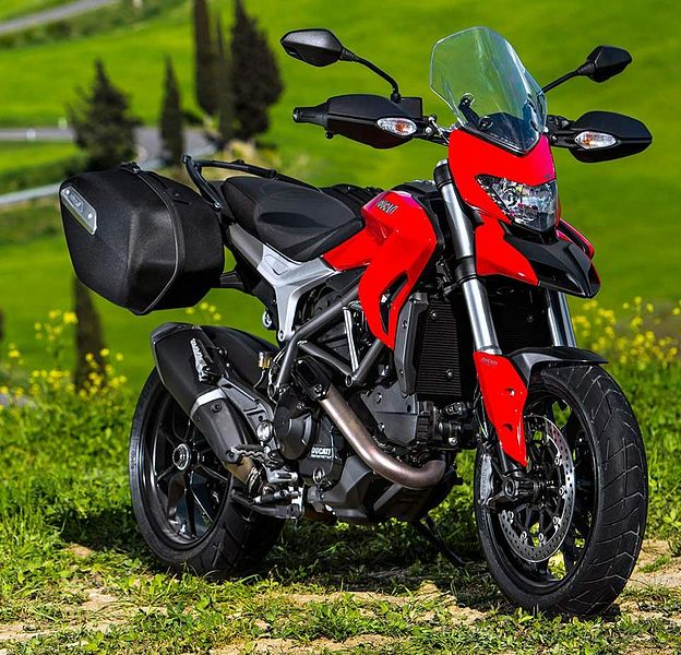 Ducati Hypermotard 820 (2015)