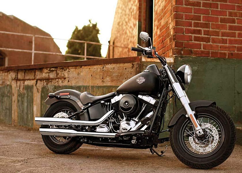 Harley Davidson FLST (2012-13)