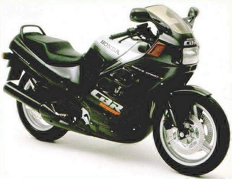 Honda CBR1000F (1988)