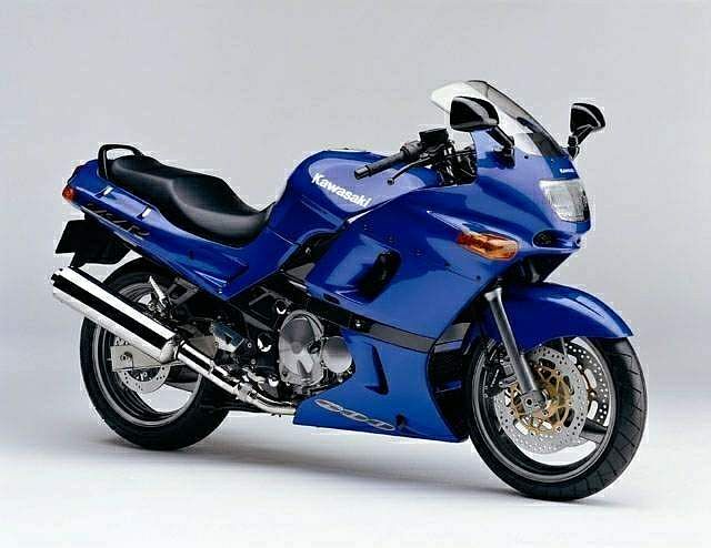 Kawasaki ZZR600 (2002-03)