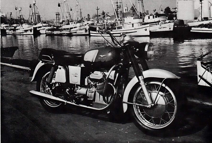 Moto Guzzi V 7 700 (1969-70)