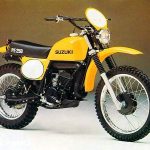 Suzuki PE 250 (1977-78)