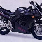Suzuki RF 900R (1994)