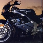Yamaha FZR250R (1993-95)