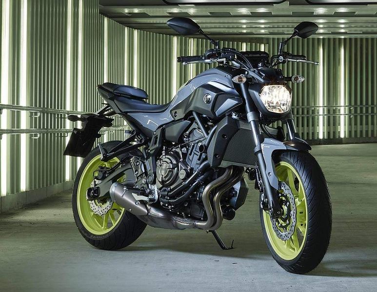 Yamaha MT-07 Moto Cage 'Night Fluo' (2016)