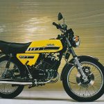 Yamaha RD125 (1977)