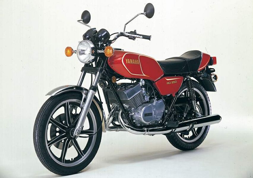 Yamaha RD250 (1978)