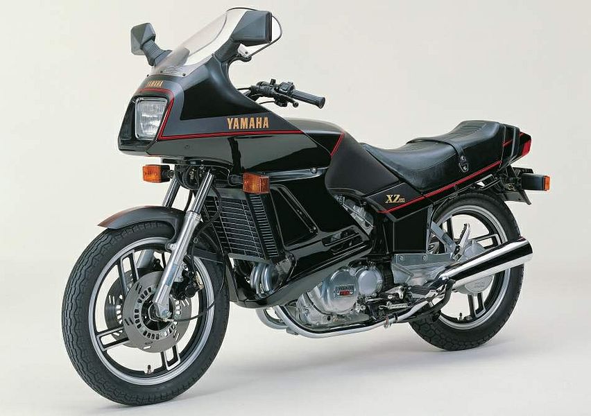 Yamaha XZ550D (1983)