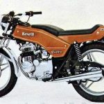 Benelli 250 Quatro (1975)