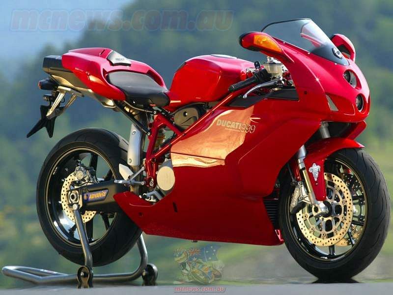 Ducati 999 (2004)