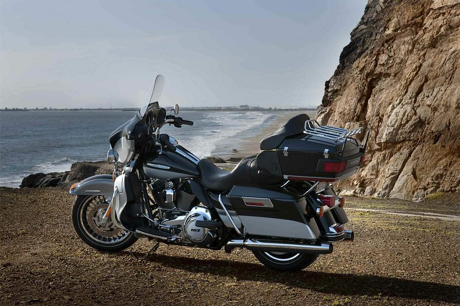 Harley Davidson FLHTK Electra Glide Ultra Limited (2012)