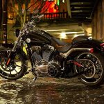 Harley Davidson FXSB Softail Breakout (2015)