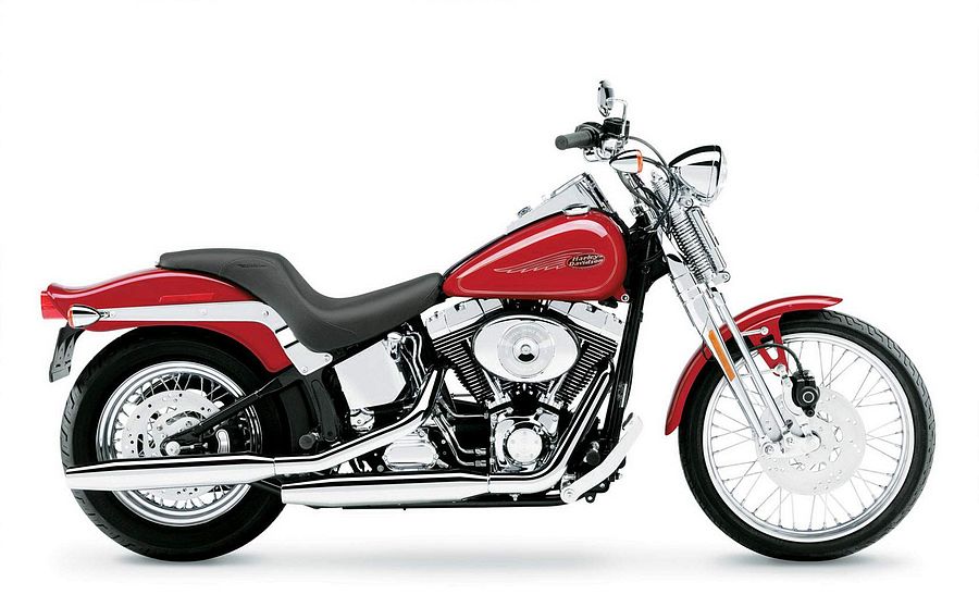 Harley Davidson FXSTS (2003-04)