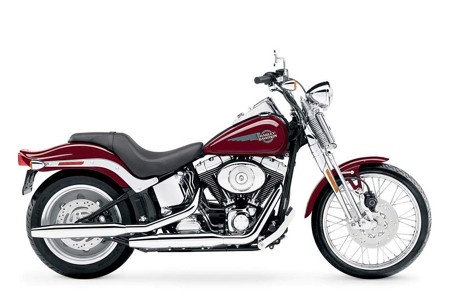 Harley Davidson FXSTS (2005-06)