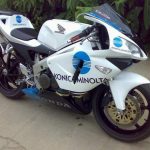 Honda VFR400R (2007)