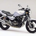 Kawasaki ZR (2000)