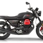 Moto Guzzi V7 III Carbon Dark (2018)