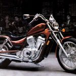 Suzuki VS700 Intruder (1986)