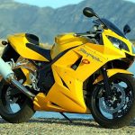 Triumph Daytona 600 (2003)