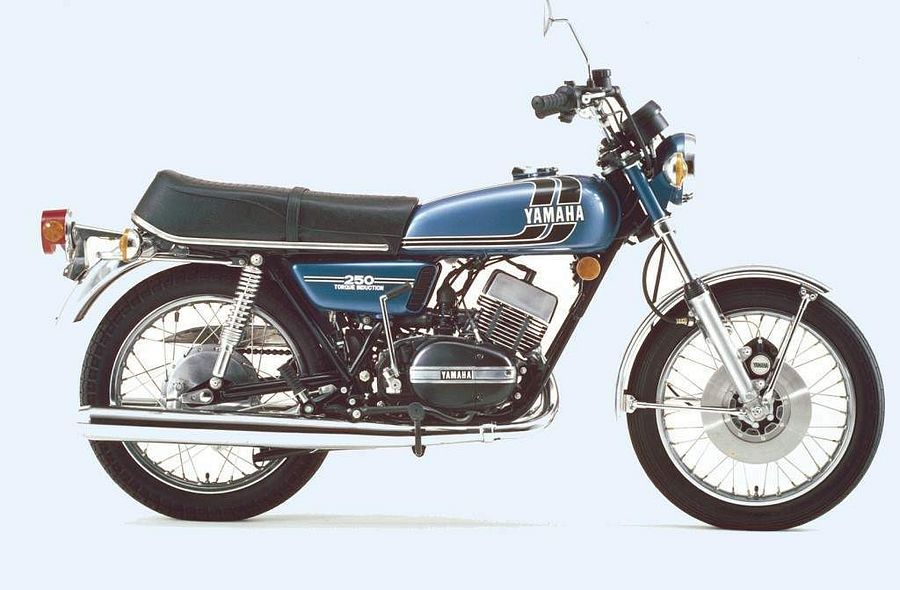Yamaha RD250 (1974)