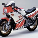 Yamaha RZ500 / RZV500 (1984)
