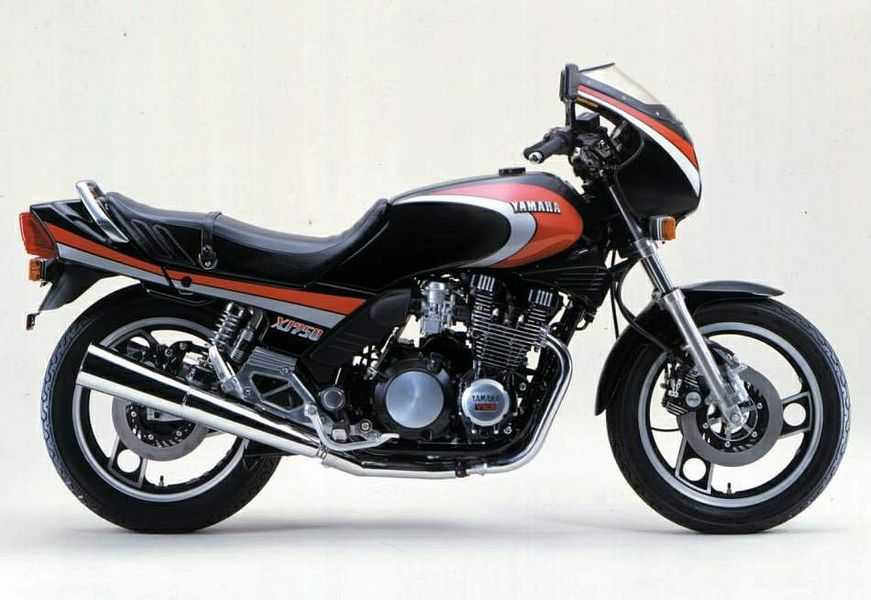 Yamaha XJ750E (1983)