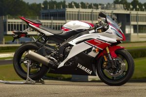 yamaha_r6 09 (2012)